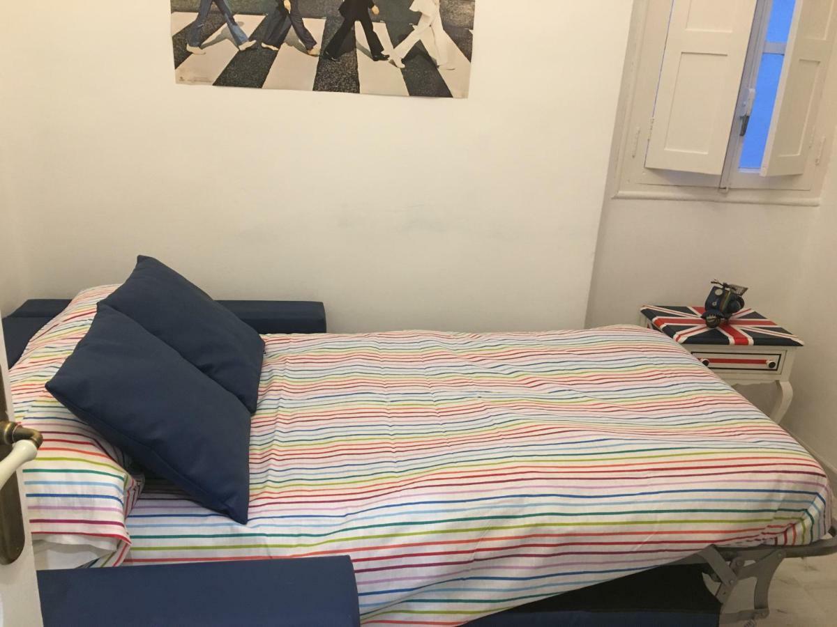 Reina Apartment Валенсия Екстериор снимка